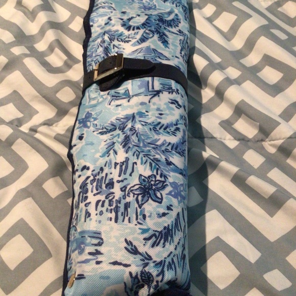 NEW Lilly Pulitzer Grilling/BBQ Set “High Tide” What A Lovely Place” Pattern - Picture 1 of 2